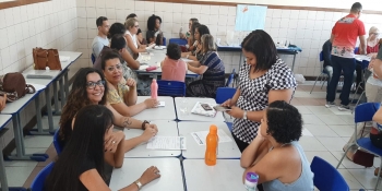 Educadores participam de formação para implantação do Novo Ensino Médio na rede 